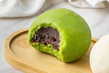 【新商品】抹茶あんぱんが新発売しました
